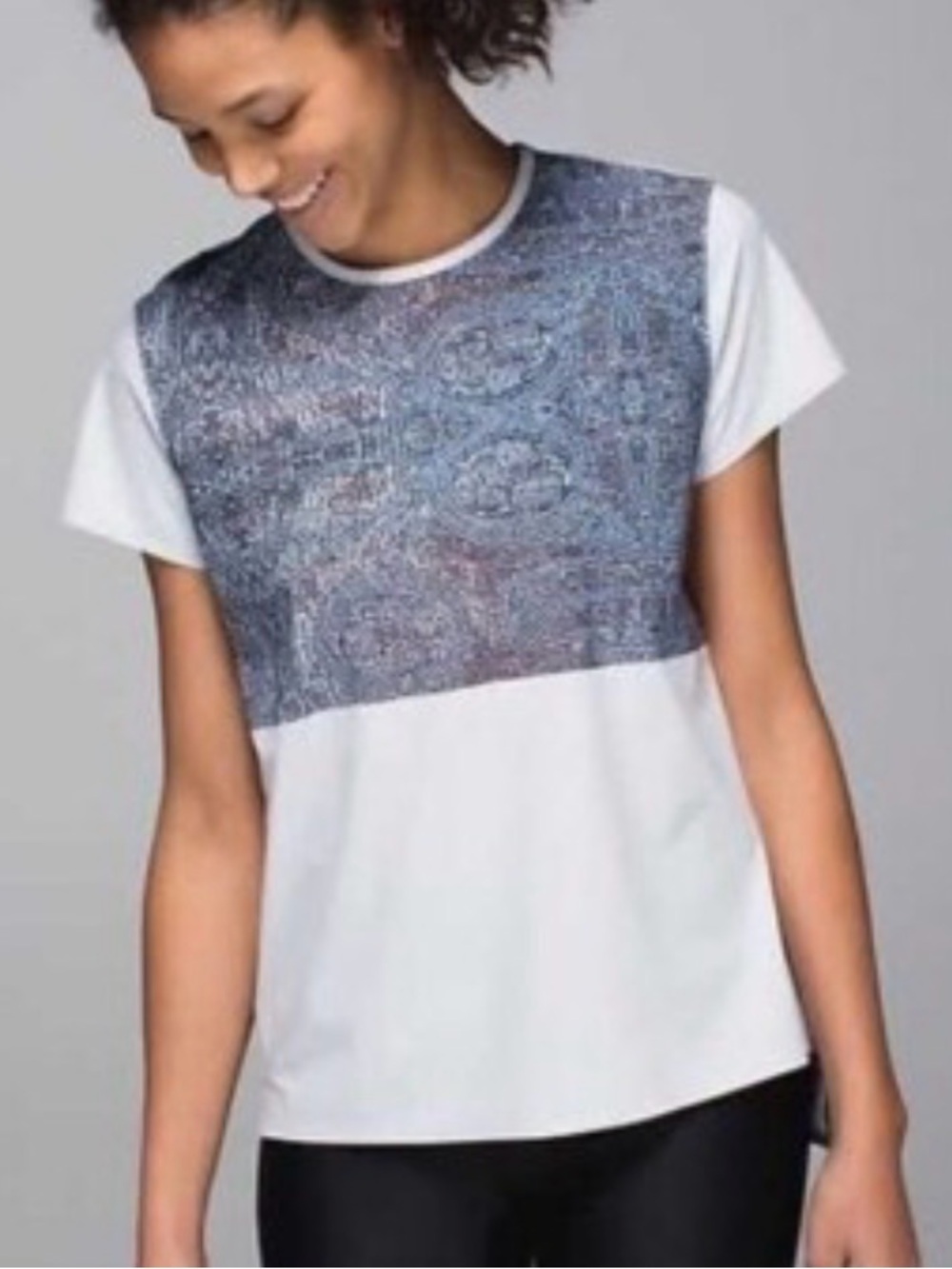 Lululemon snapshot Short Sleeve shirt light grey